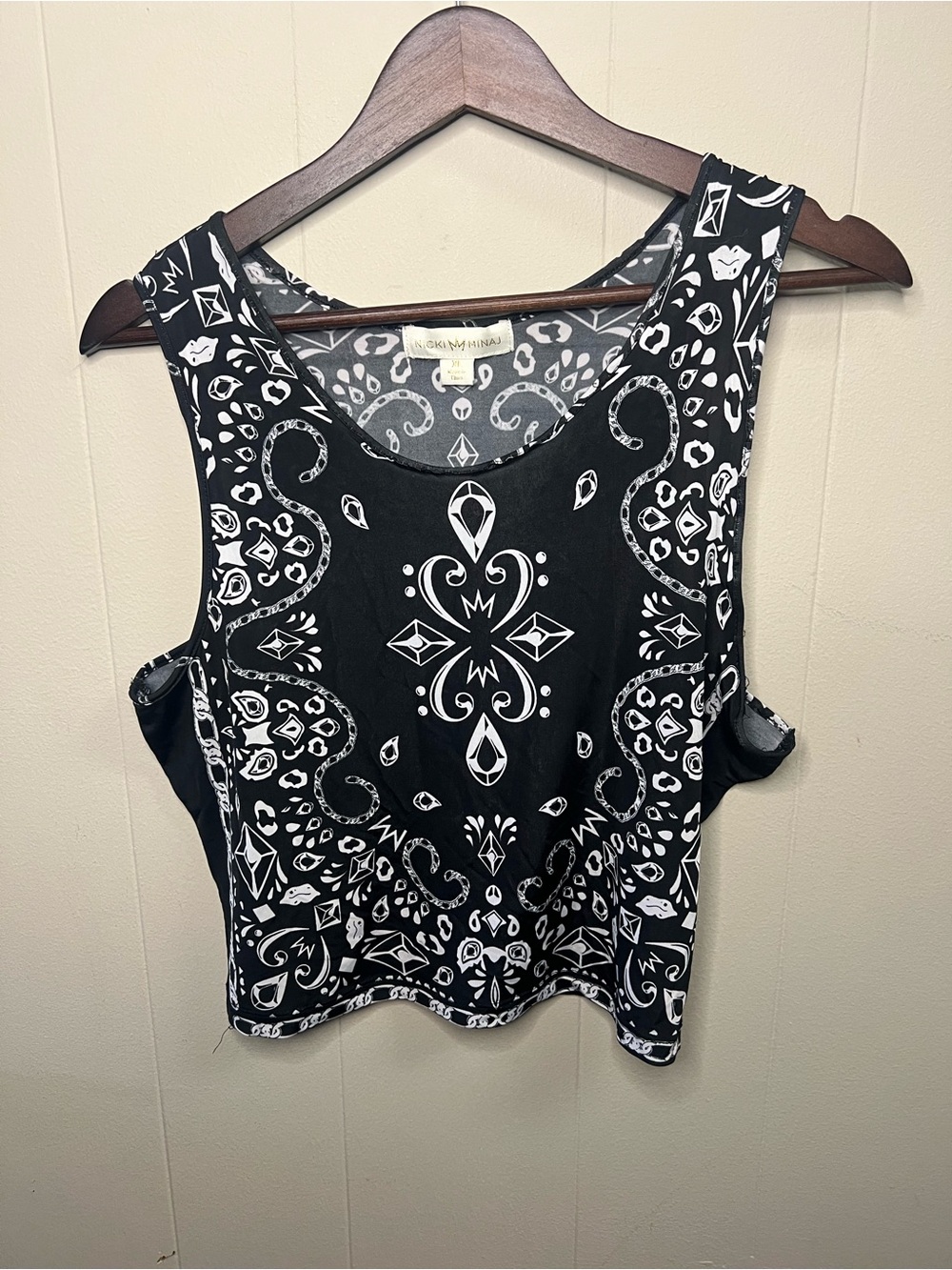 Nicki Minaj Black White Bandana Paisley Print Graphic Crop Tank Top Size XL